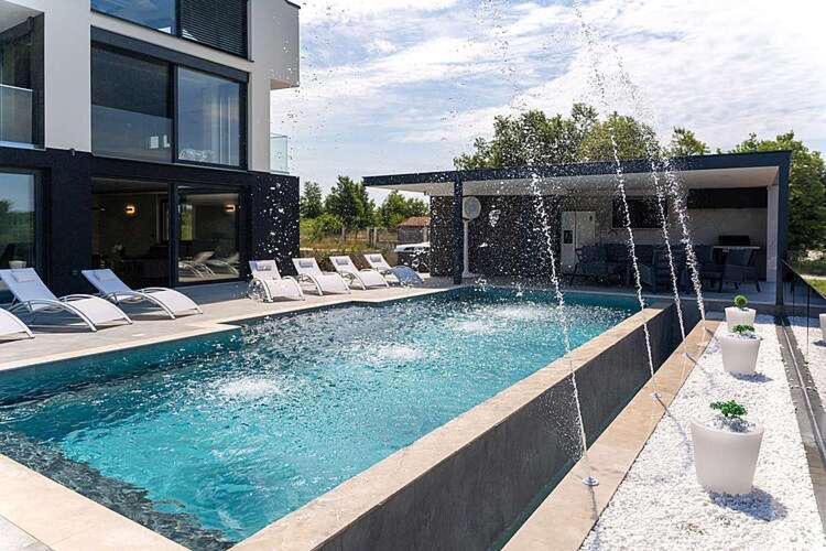 Seaview Apartment Funtana Bagian luar foto