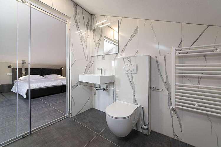 Seaview Apartment Funtana Bagian luar foto