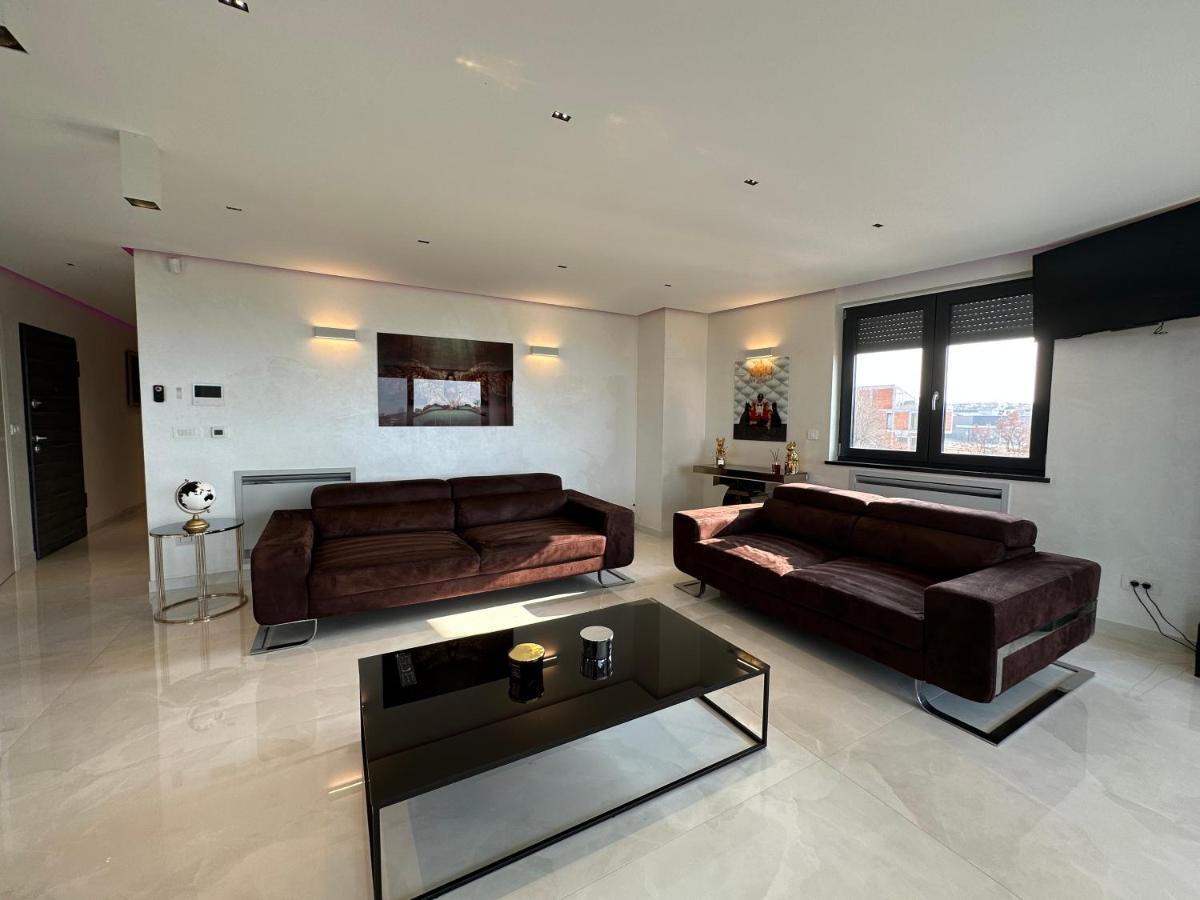 Seaview Apartment Funtana Bagian luar foto