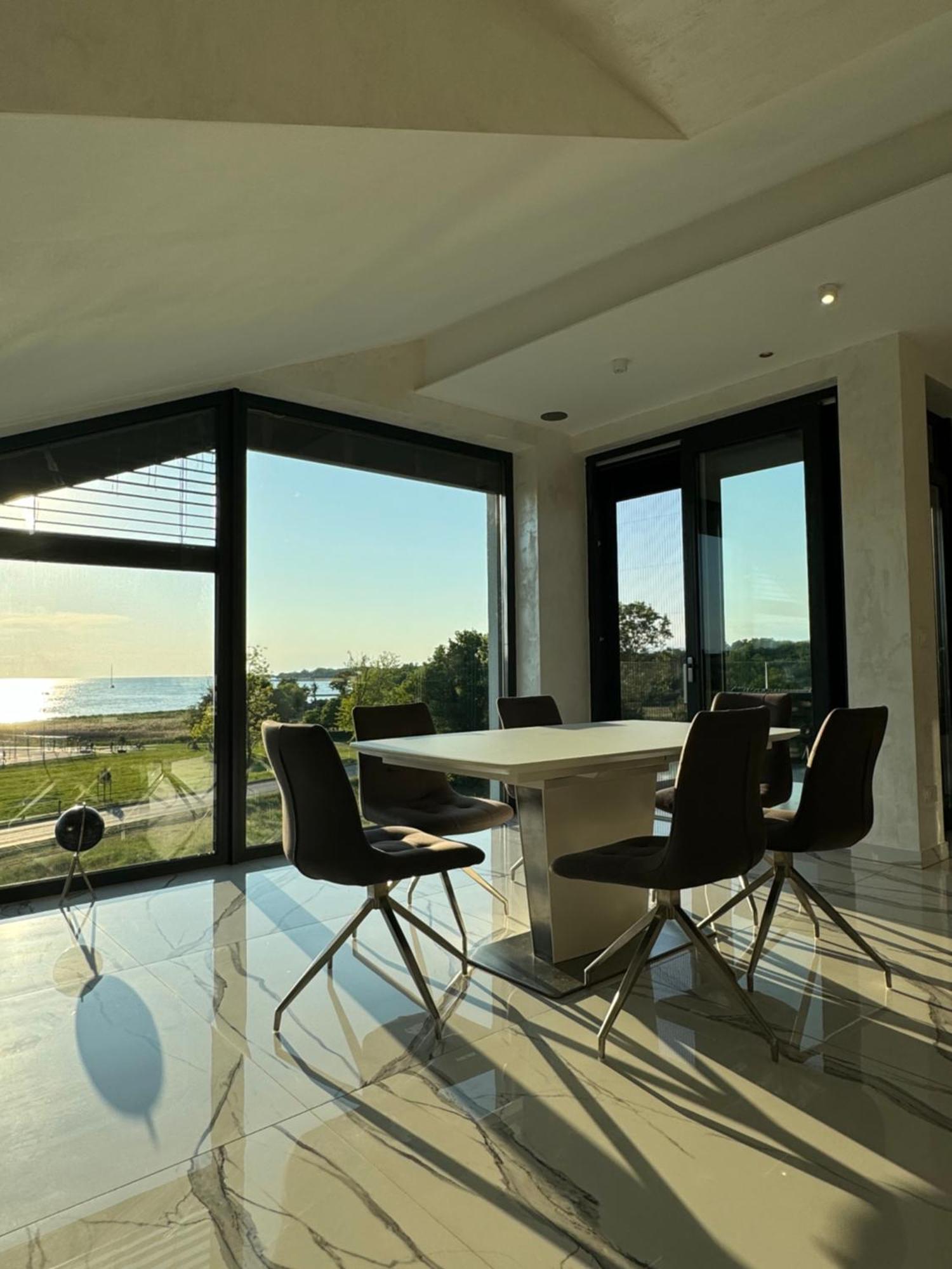 Seaview Apartment Funtana Bagian luar foto